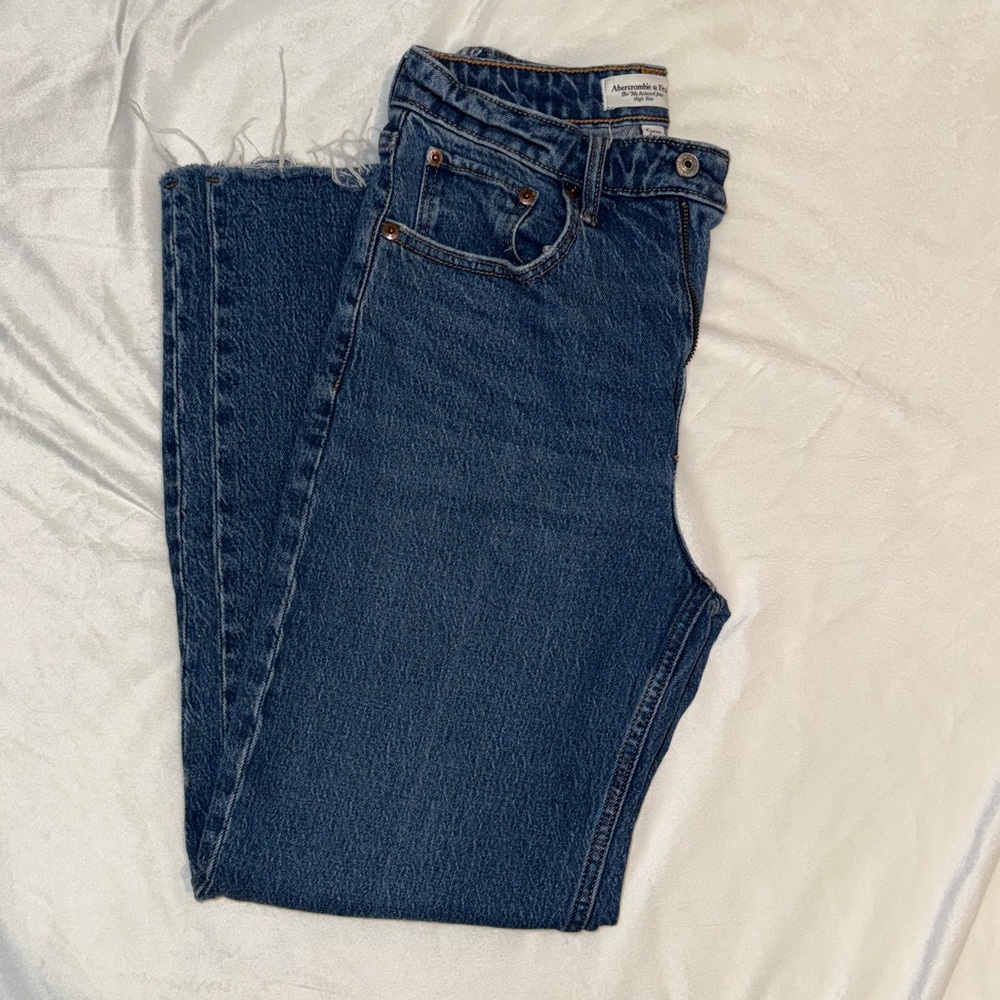 Abercombie High Rise 90s Relaxed Jeans Curve love